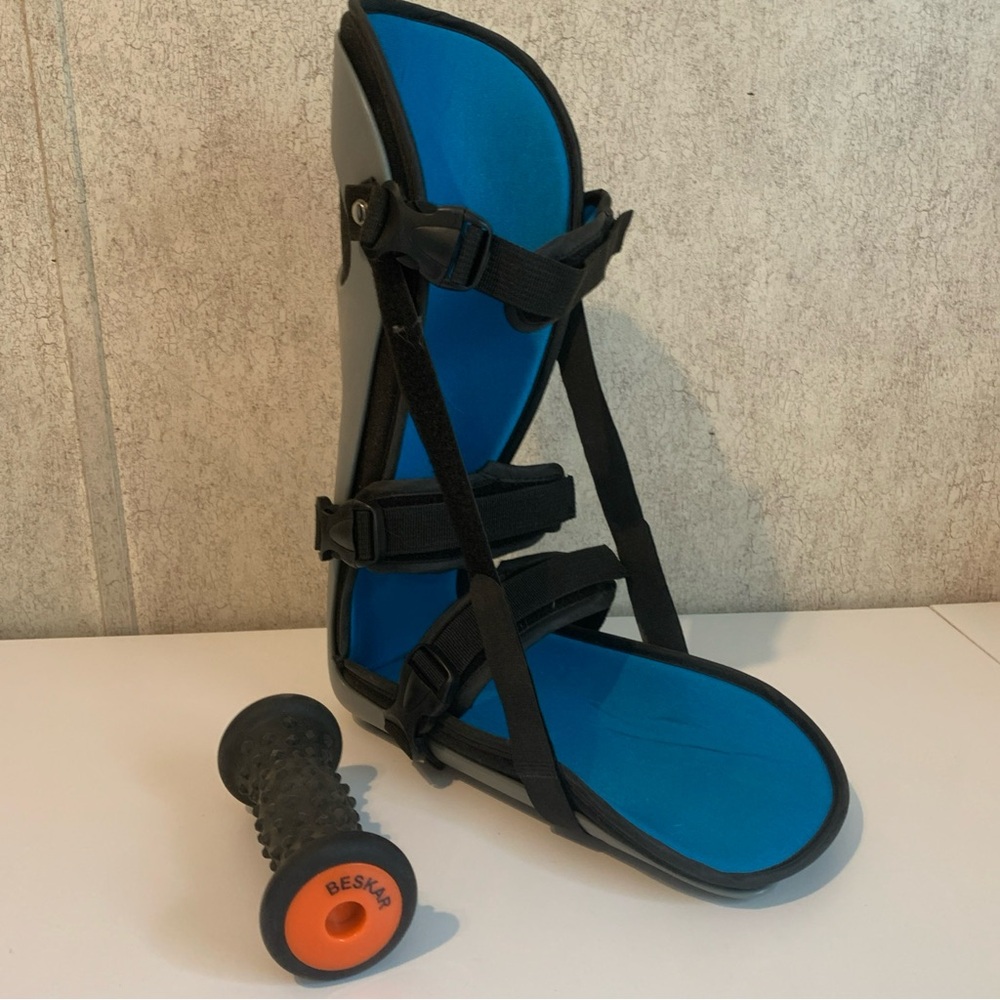 Alpha Medical Plantar Fasciitis Foot Brace Night Splint Beskar Massage Roller L